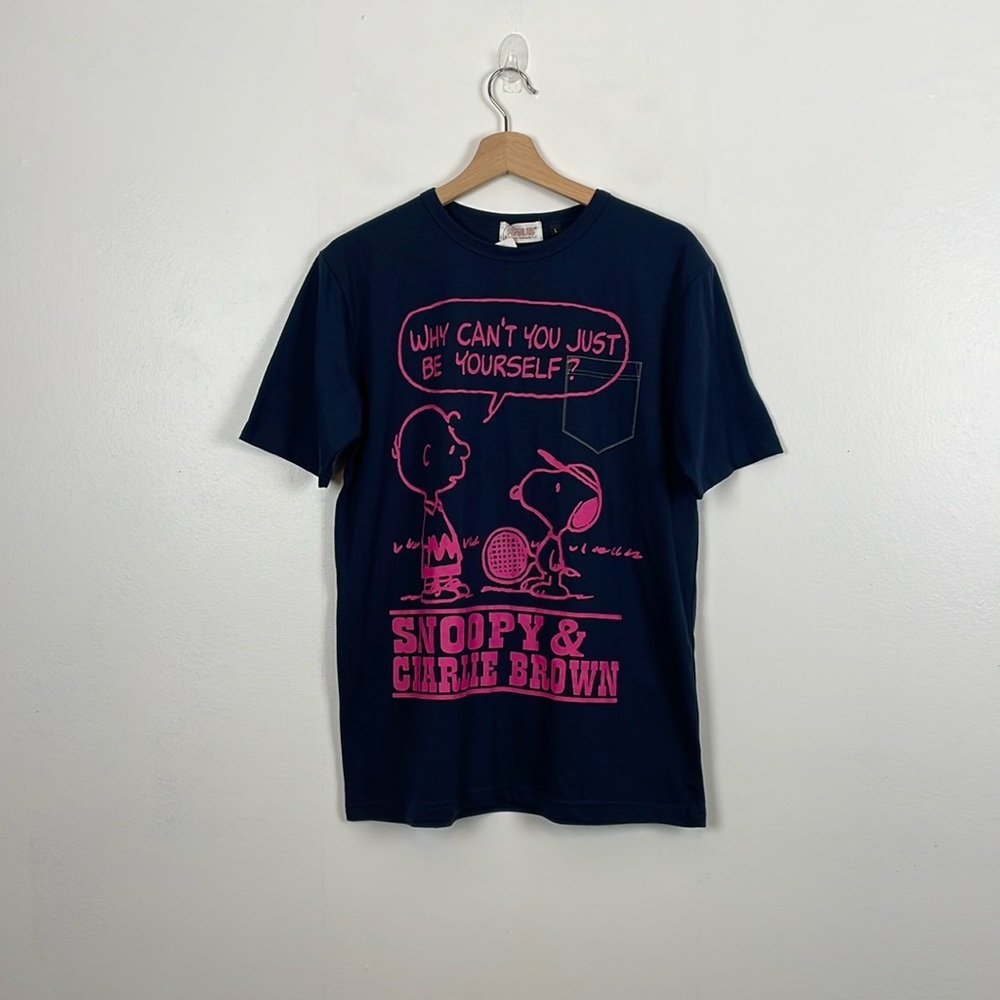 Peanuts Mens L Charlie Brown & Snoopy Short Sleeve Pullover Faux Pocket T Shirt